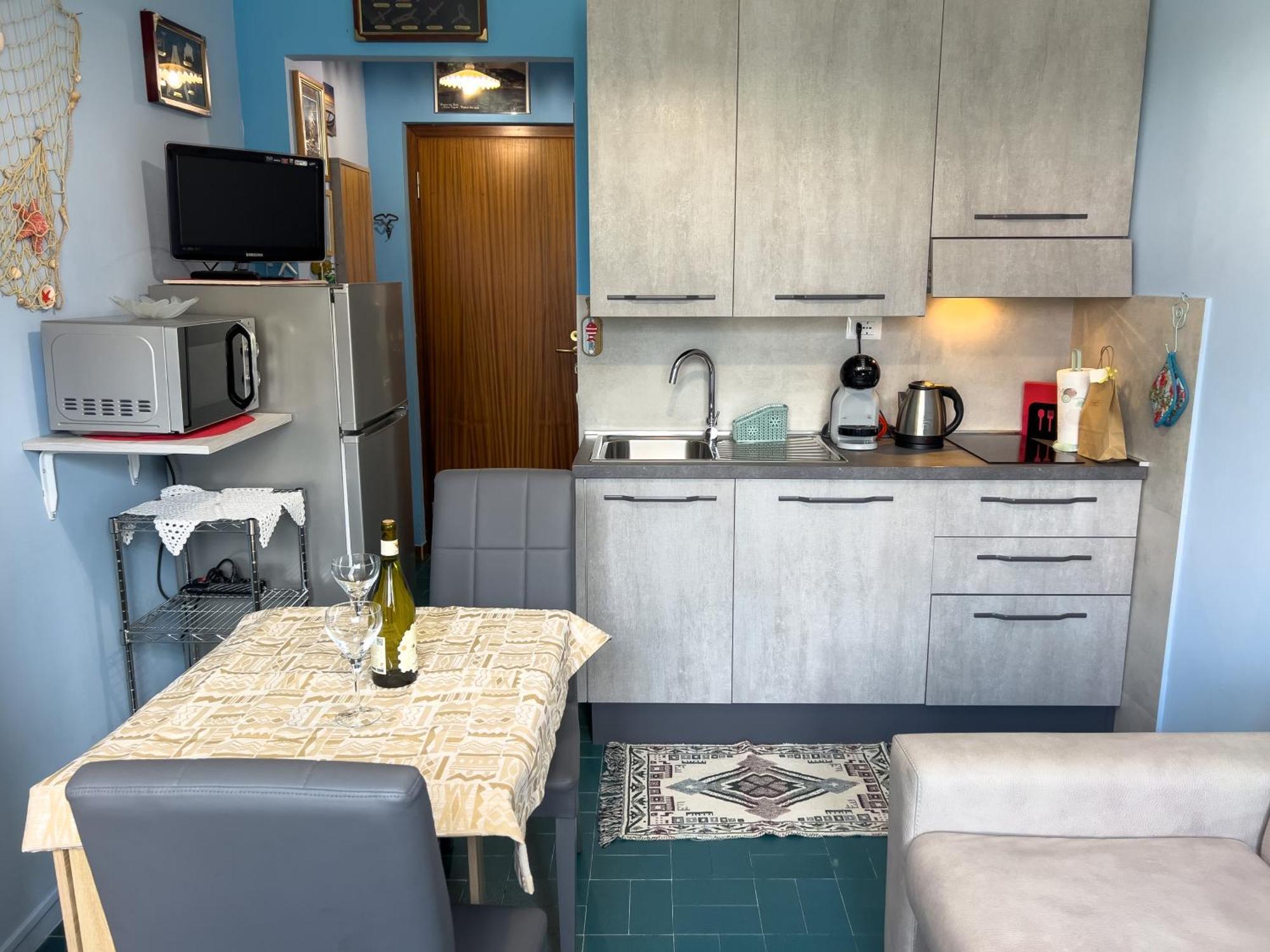 Appartamento Casa Carlotta San Bartolomeo Al Mare Esterno foto